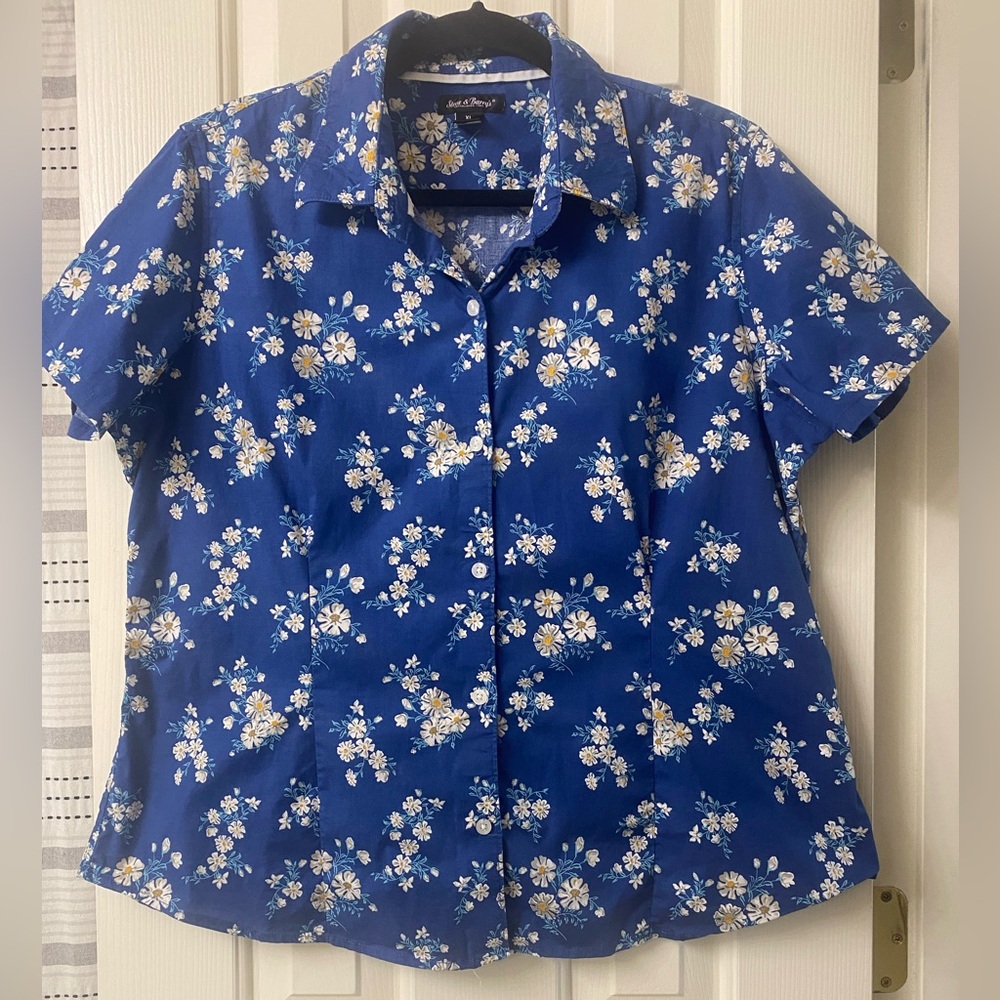 Steve & Barry’s Floral Blue Button-Up Short Sleeve Shirt Size XL